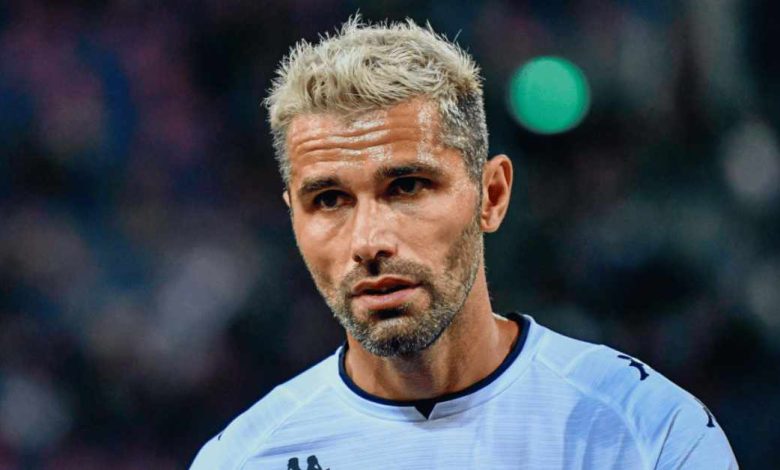 Valon Behrami, a former midfielder for West Ham United, told Tuttomercatoweb that Sassuolo star Davide Frattesi might cost a price of £25 million, naming West Ham United as a possible destination