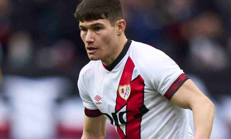 Fran Garcia, an elite player for Rayo Vallecano, is set to return to his previous club Real Madrid in a huge transfer, hence Newcastle United will not be signing him-compressed