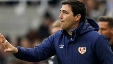 Rayo Vallecano's sports director David Cobeno told AS that he is hoping Andoni Iraola would stay in Spain rather than go to the Premier League-compressed