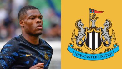 Newcastle United Transfer News Eddie Howe wants Denzel Dumfries to join Newcastle United-compressed