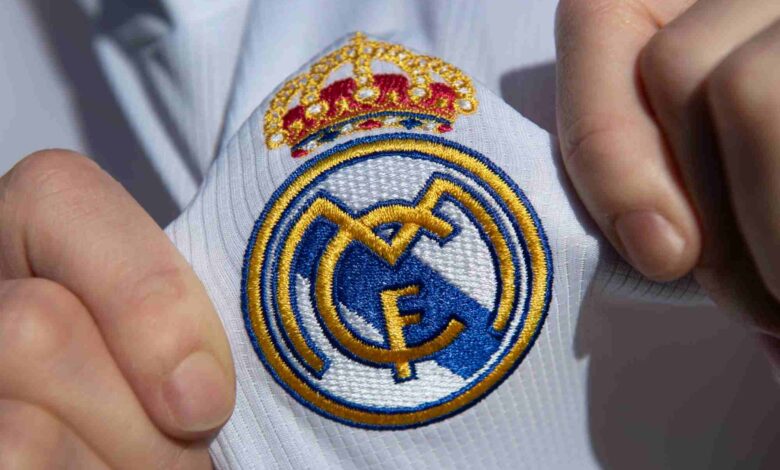Real Madrid Superstar Rejects Premier League Giants - Find Out Who's Staying Put!